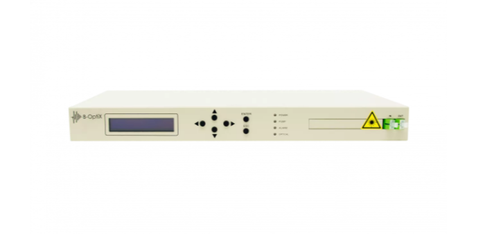 EDFA предусилитель (pre-amplifier) C-диапазона с переменным коэффициентом усиления и выходной мощностью, питание DC