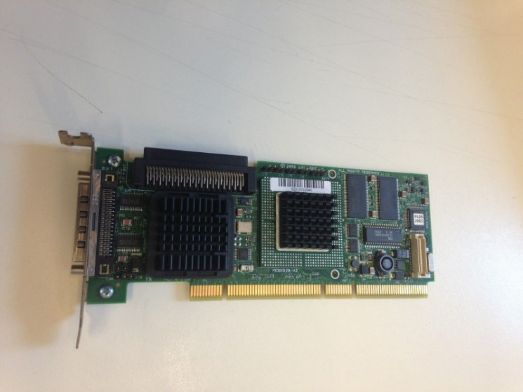 Контроллер Dell C4372 RAID SCSI320-1 LSI531020/Intel GC80302 64Mb Int-1x68Pin Ext-1xVHDCI PCI/PCI-X-C4372(NEW)