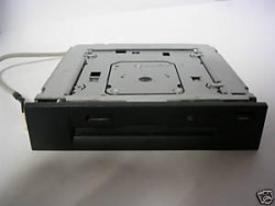 Привод HP 372058-001 1.44MB 3.5in floppy drive (Carbon)-372058-001(NEW)