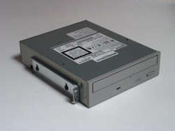 Привод HP CDR-8435 CD-ROM drive 32x, IDE, internal-CDR-8435(NEW)