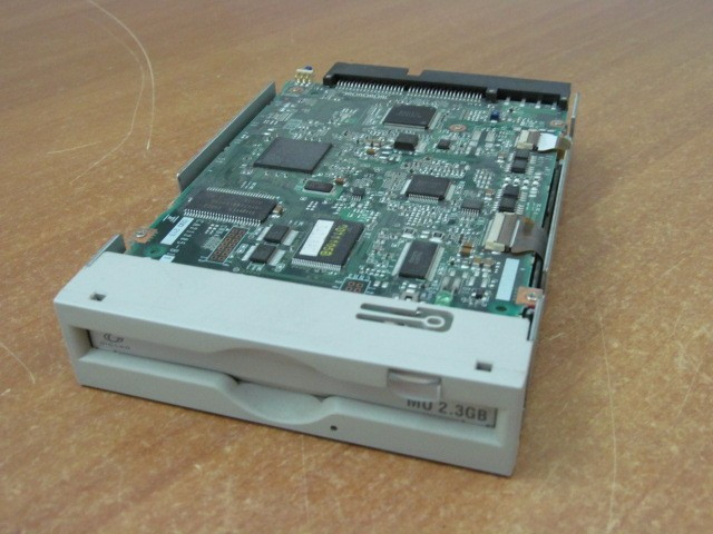 Привод Fujitsu MCJ3230AP MO Disk drive 2.3 GB ATAPI internal 3.5?-MCJ3230AP(NEW)