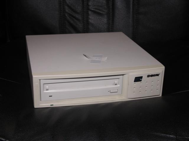 Привод Sony CMO-R540 2.6GB, external, SCSI-CMO-R540(NEW)