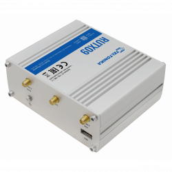 Промышленный 4G маршрутизатор Teltonika RUTX09 (в комплекте 2 х LTE-антенны, GNSS-антенна)
