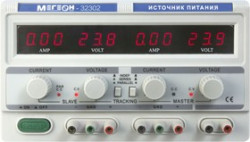 МЕГЕОН 32302, Трехканальный источник питания