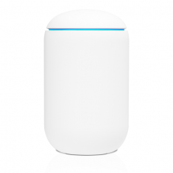 Межсетевой экран Ubiquiti UniFi Dream Machine