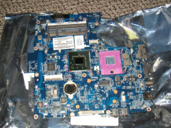 Материнская плата HP 462440-001 Compaq Presario C700 Laptop Motherboard-462440-001(NEW)